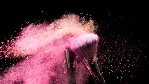 Stimmen Sie Ihr Make-up auf Ihren Duft ab - einige unserer Lieblingslooks